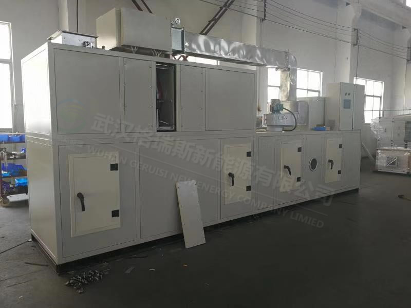 2-1911141I2231H.jpg
